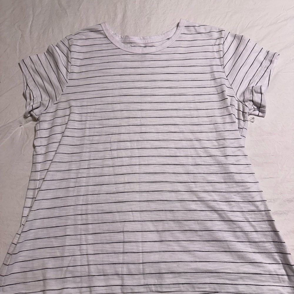 Time and Tru Women's Short Sleeve Striped Tee - White and Black